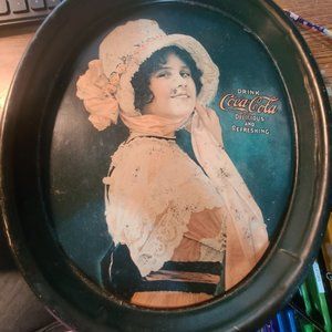 Vintage 1970’s Betty Girl Coca-cola Metal Tray